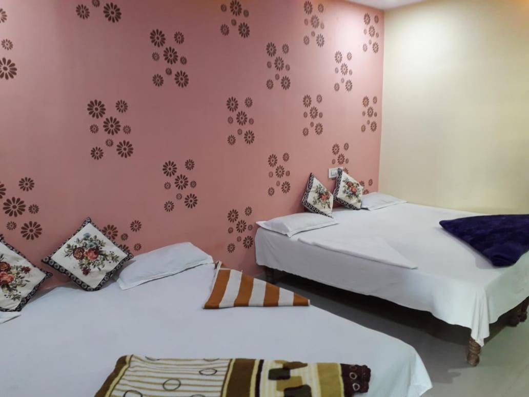 Laxmi Lodge Chittorgarh Eksteriør billede
